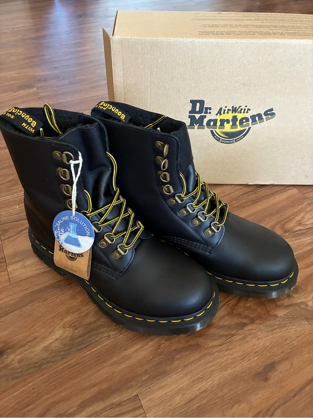 Dr. Martens 1460 Pascal Leather Boots US 8 New